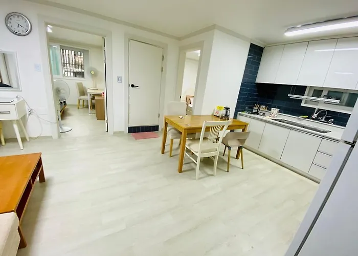 빌라 3-room House, Location Seoul, Peaceful And Serene Space